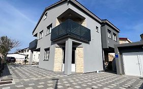 Apartmani Frane